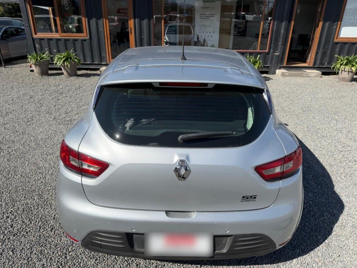 Renault Clio Iv 1.2 Hb Mt5 año 2017