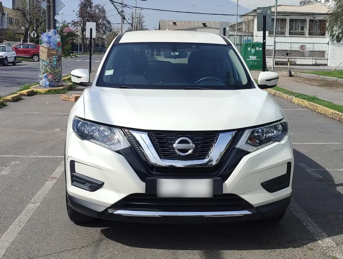 NISSAN X-TRAIL 2.5 Sense Cvt 2f At 4x4 año 2019