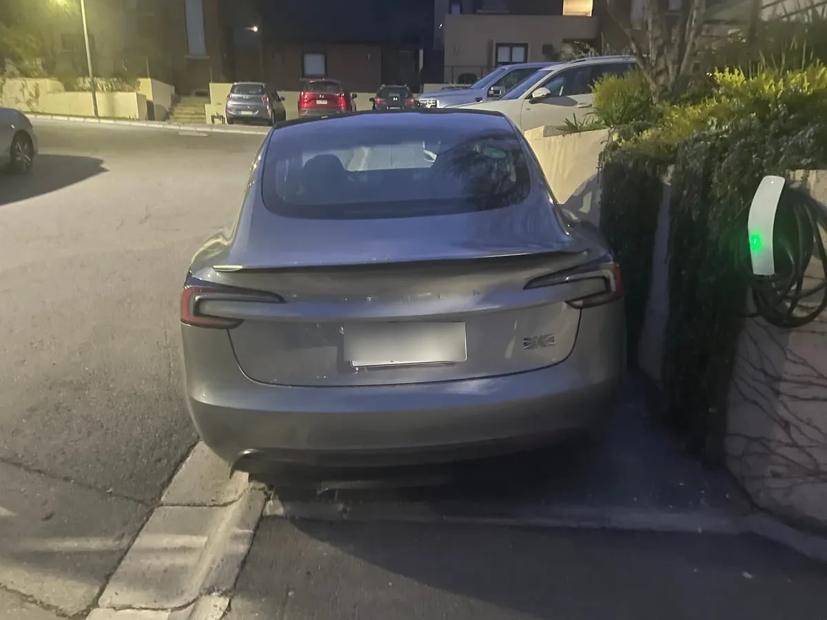 TESLA MODEL 3 0.0 Standard Range Plus At 4x4 Electrico año 2025
