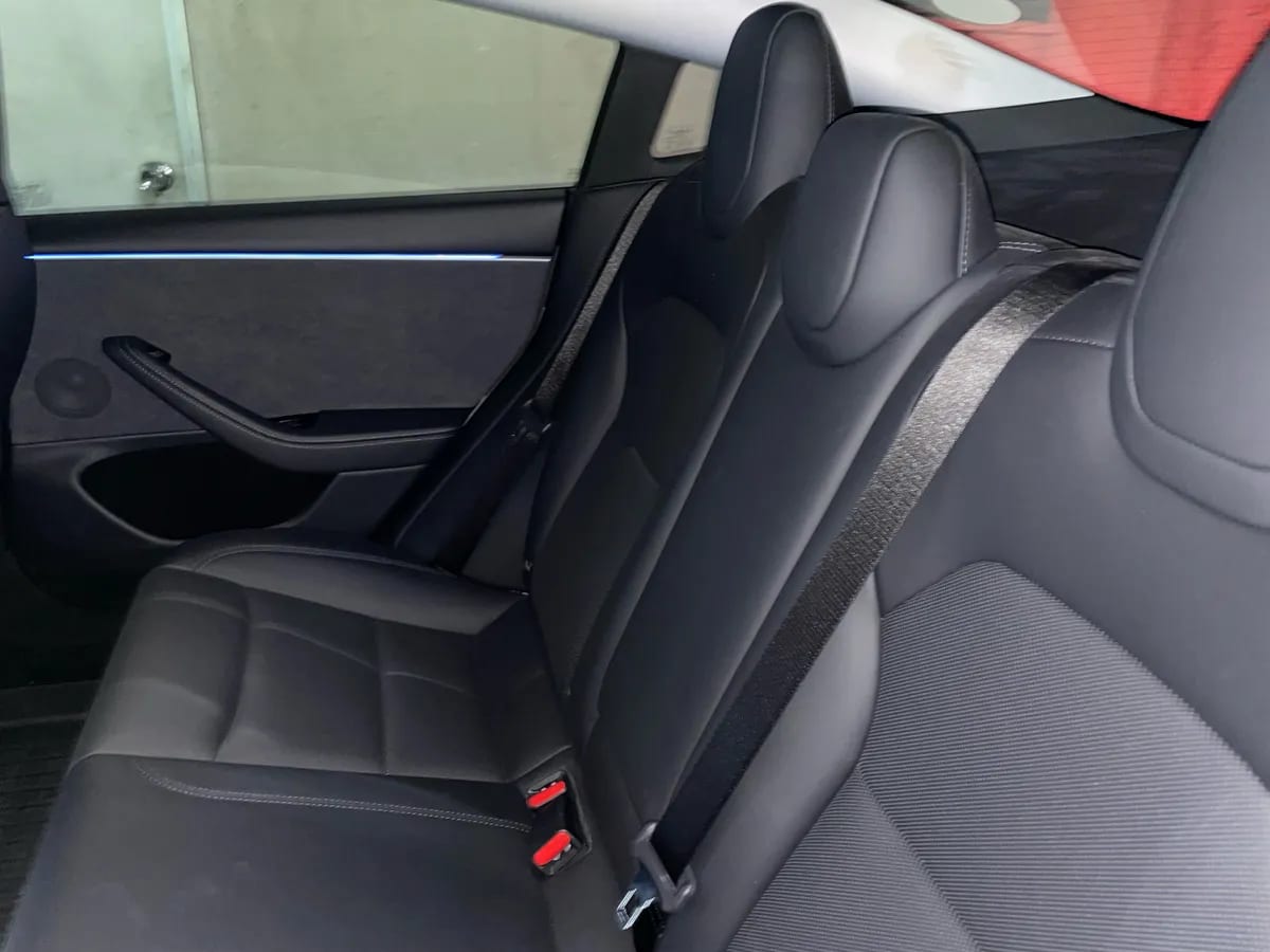 TESLA MODEL 3 0.0 Standard Range Plus At 4x4 Electrico año 2025