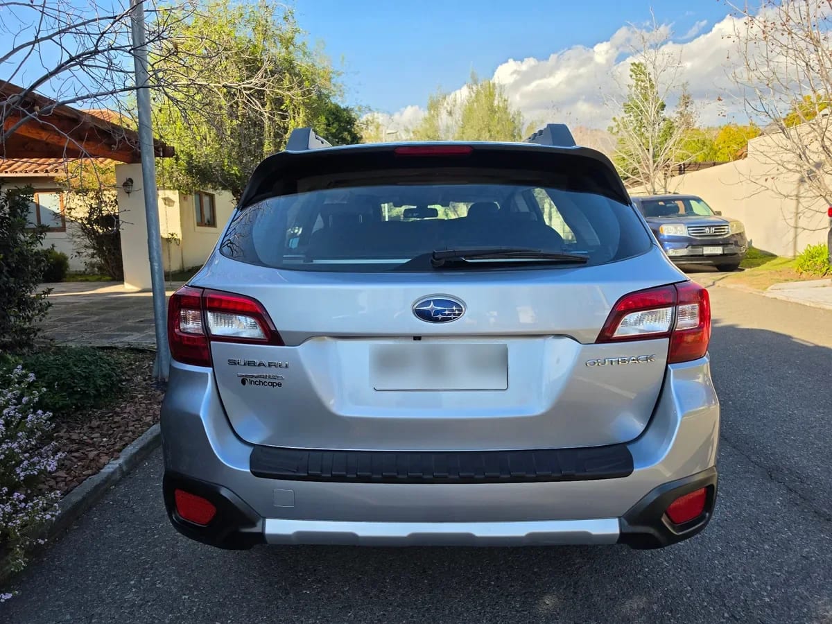 SUBARU OUTBACK 2.5 Limited At 4x4 año 2018