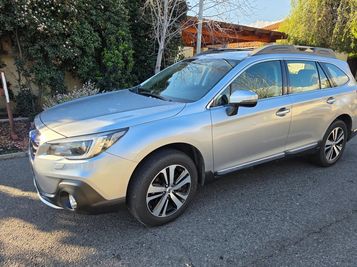SUBARU OUTBACK 2.5 Limited At 4x4 año 2018