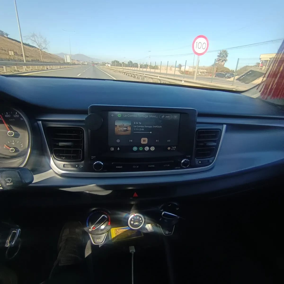 KIA MOTORS RIO 4 1.4 Lx Ac Abs Mt año 2020