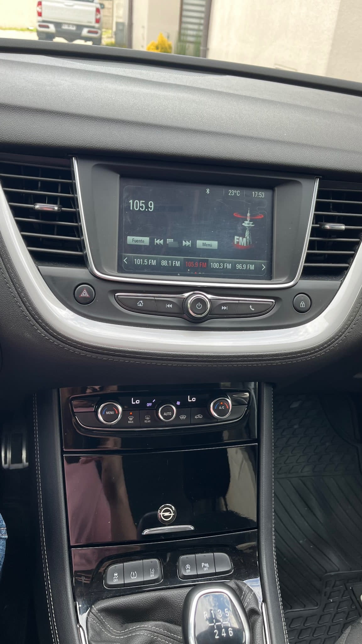 OPEL GRANDLAND X 1.2 X Editiont Mt año 2021