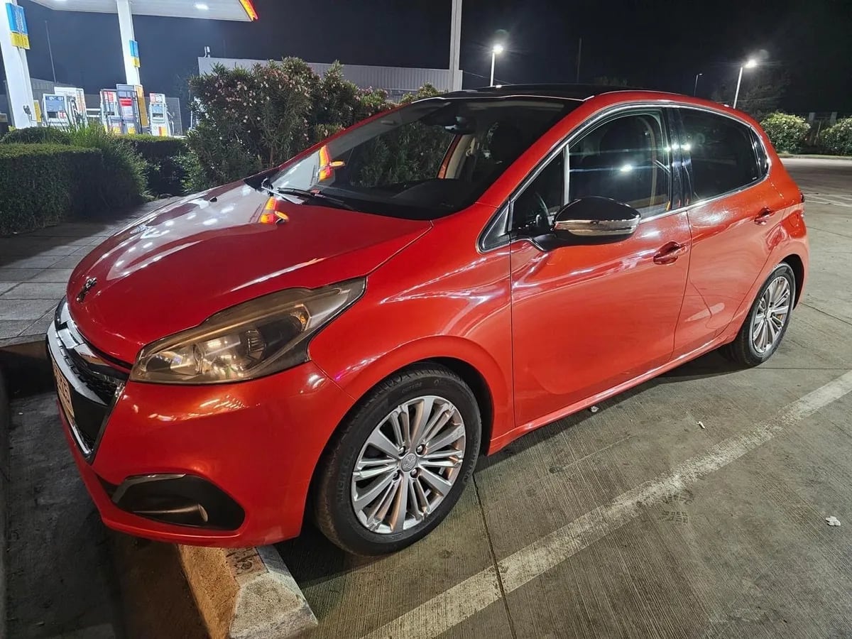 PEUGEOT 208 1.6 Gti 30th Thp 208hp Mt año 2016