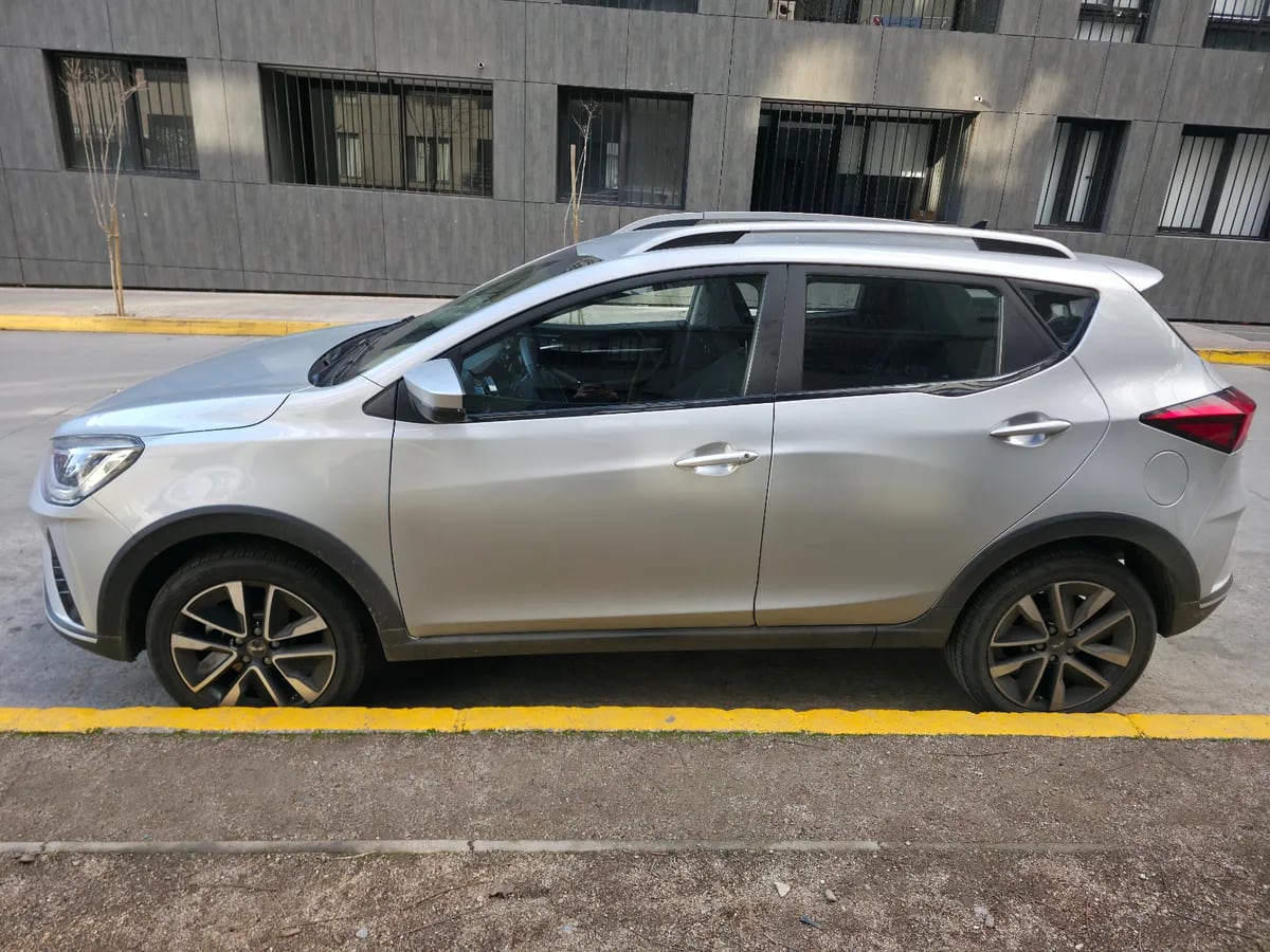 JAC JS2 1.5 Luxury Mt año 2025