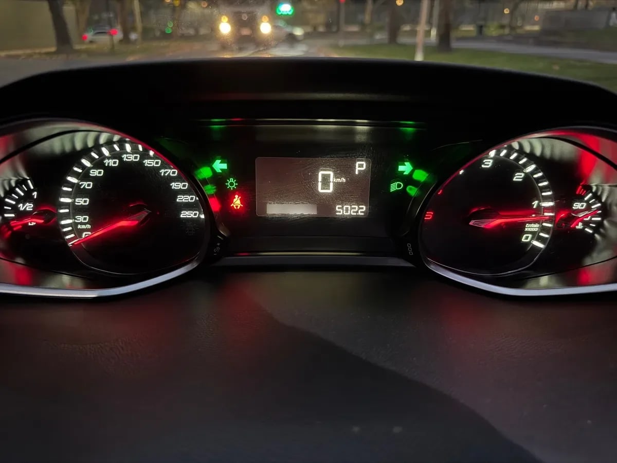 PEUGEOT 308 1.6 Feline Bluehdi 120hp Eat6 At Diesel año 2019