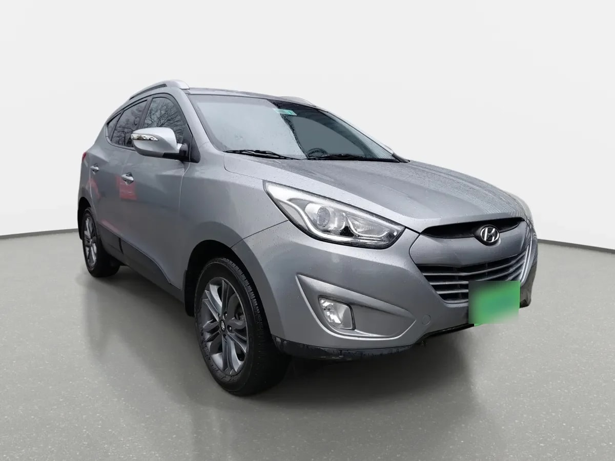 Hyundai Tucson 2.0 Gl 2wd Lm Pe Ac 2ab At 5p año 2016
