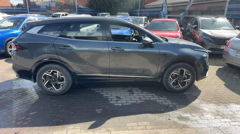 Kia Sportage 2.0 Ex Benc 2wd 6mt 5p año 2023
