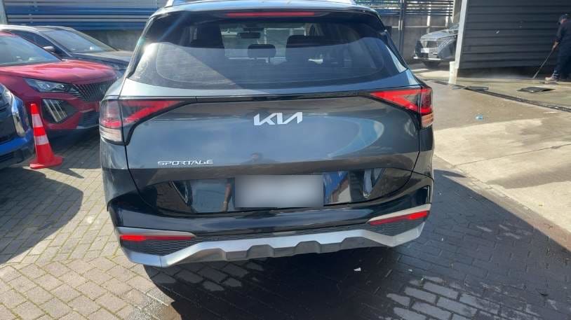 Kia Sportage 2.0 Ex Benc 2wd 6mt 5p año 2023