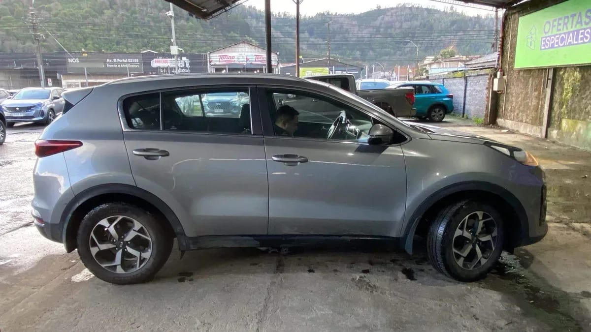 Kia Sportage 2.0 Lx 2wd 6ab Mt 5p año 2019