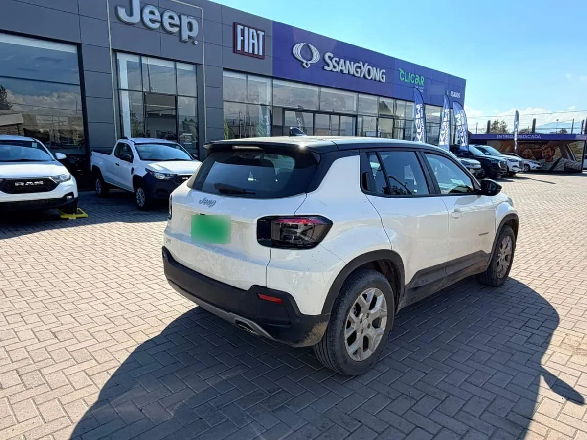Jeep Avenger 1.2t Altitude 2wd Mt 5p año 2026