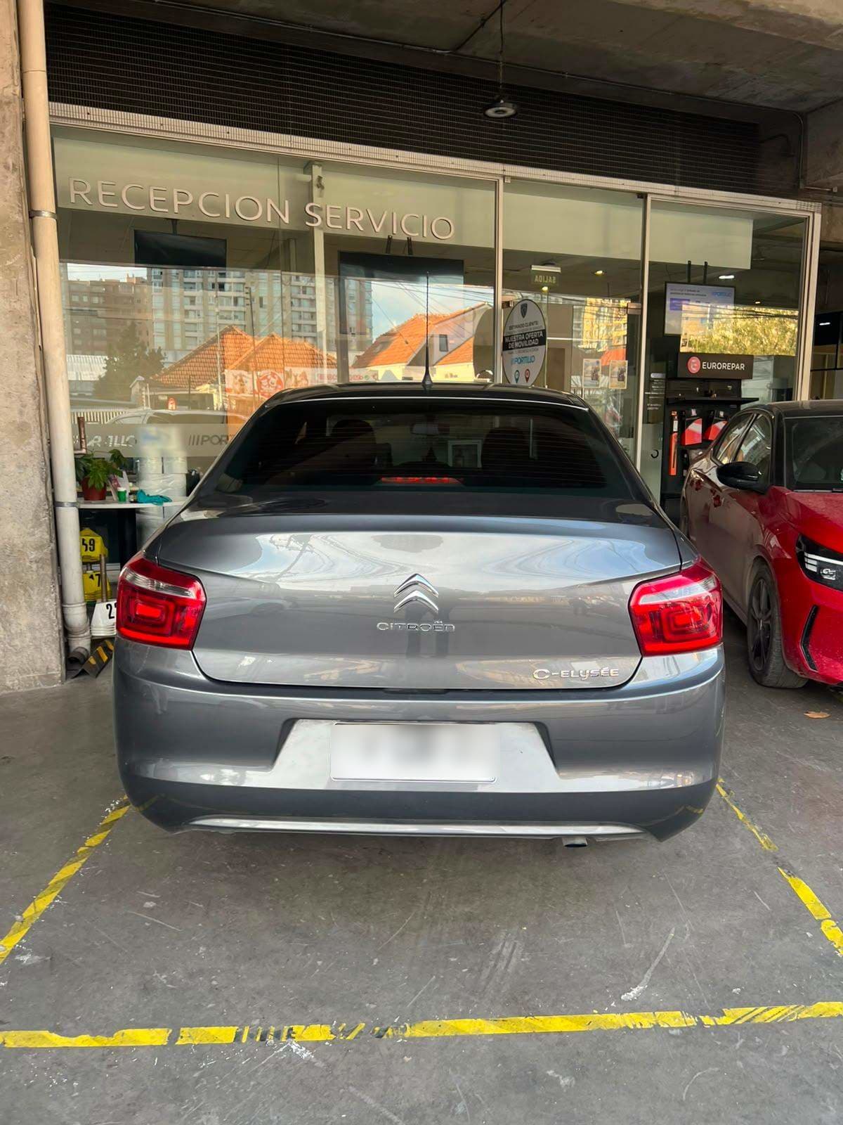Citroen C-Elysee 1.5 Feel Pack Hdi Diesel 4x2 100 Bvm Mt 4p año 2025