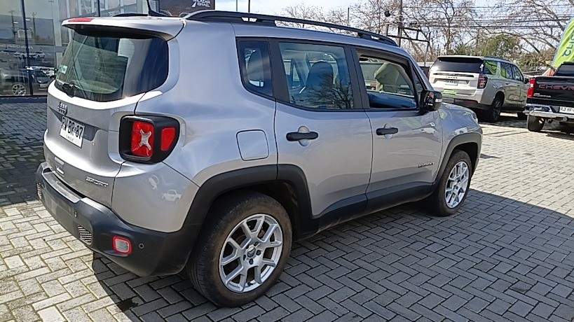 Jeep Renegade 1.8 Sport Lx 4x2 Mt 5p año 2022