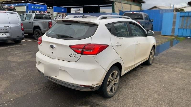 JAC Js2 1.5 Comfort Smart 4x2 Mt 5p año 2023