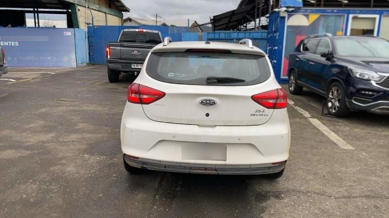 JAC Js2 1.5 Comfort Smart 4x2 Mt 5p año 2023