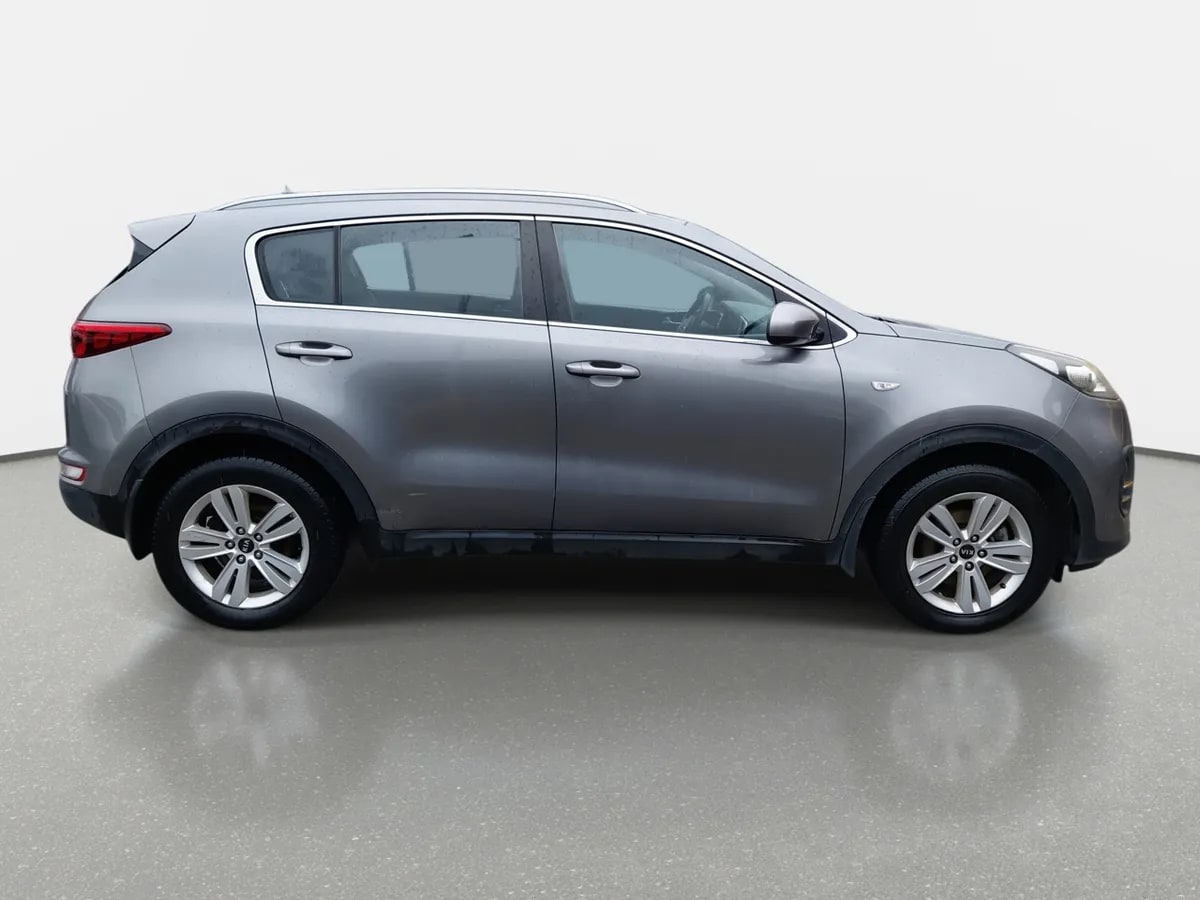 Kia Sportage 2.0 Lx 2wd Ac 6mt 5p año 2018