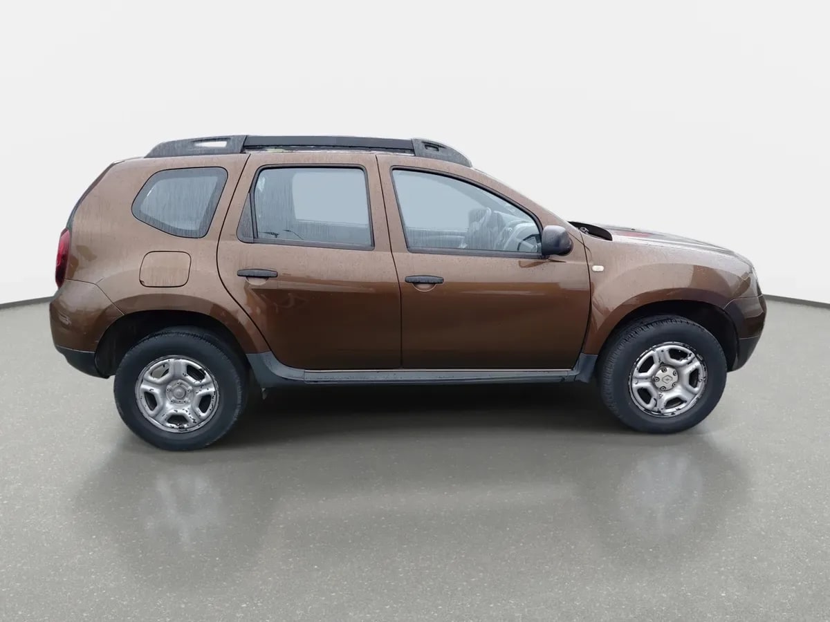 Renault Duster 1.6 Life 4x2 5mt 5p año 2019