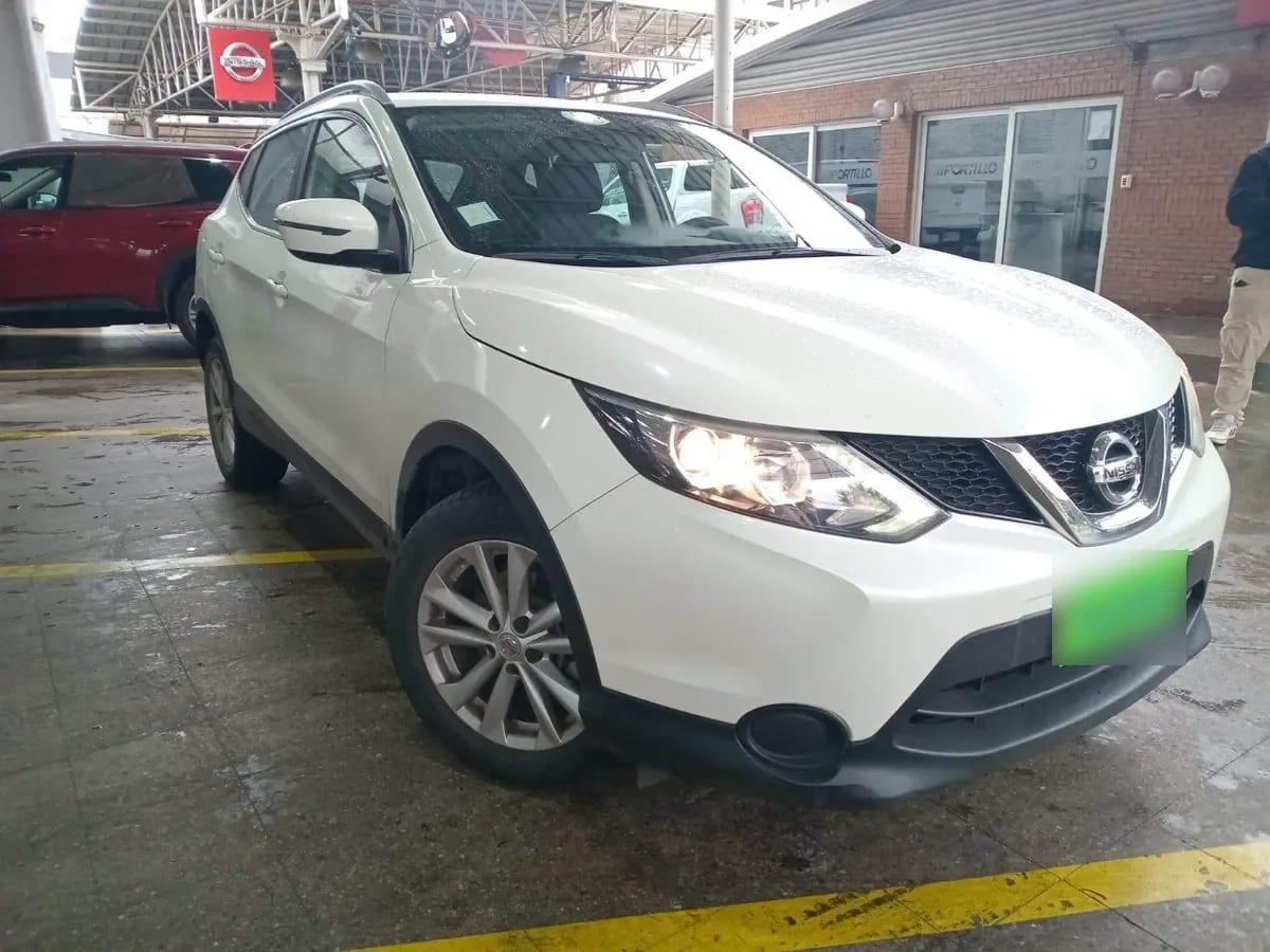 Nissan Qashqai 2.0 Sense 4x2 Mt 5p año 2017