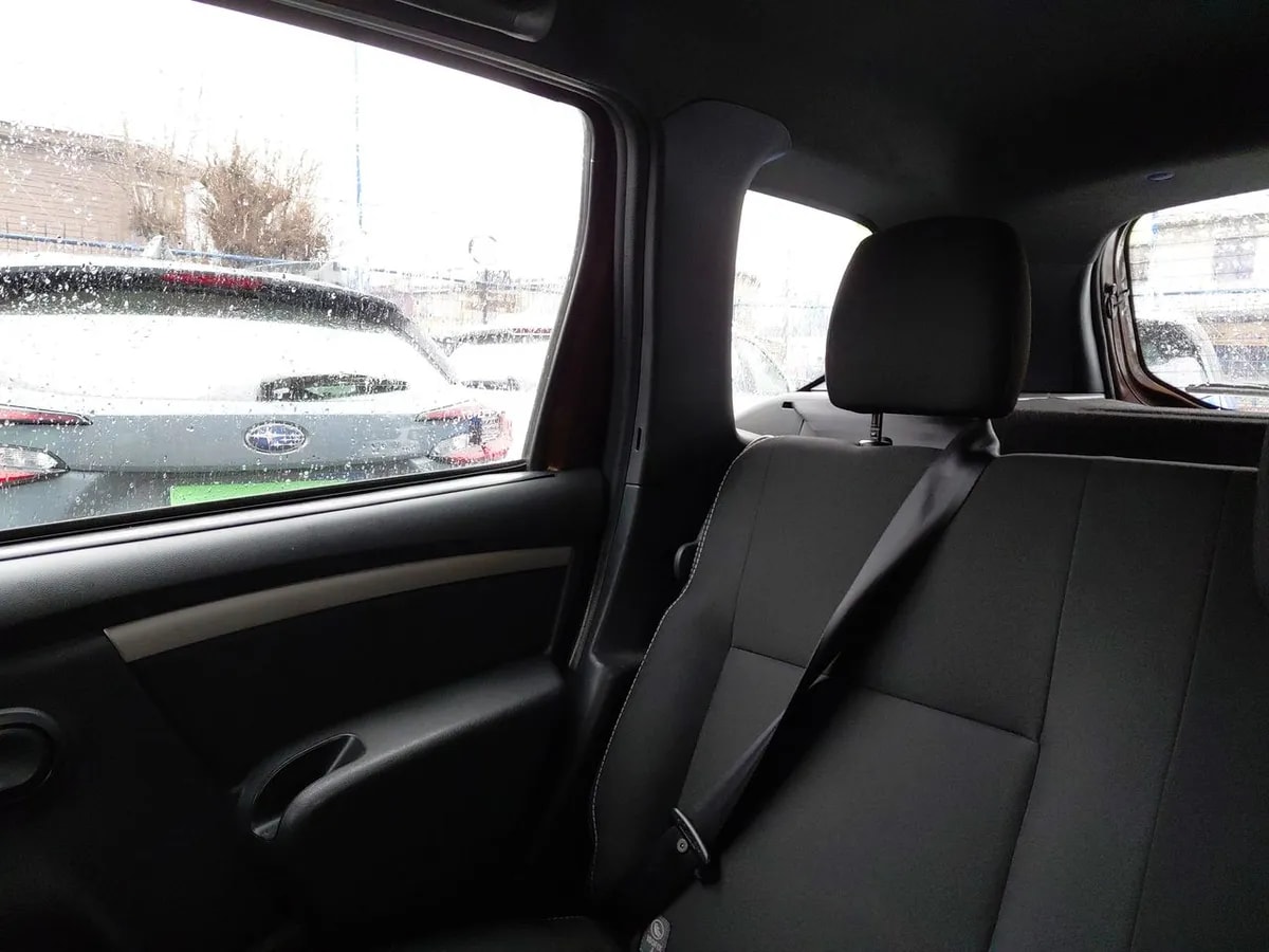 Renault Duster 1.6 Life 4x2 5mt 5p año 2019