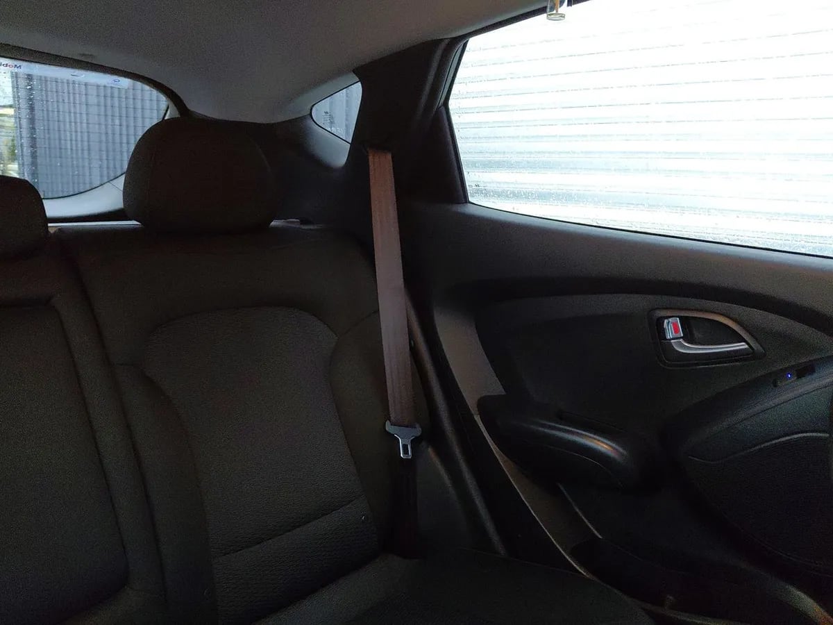 Hyundai Tucson 2.0 Gl 2wd Lm Pe Ac 2ab At 5p año 2016