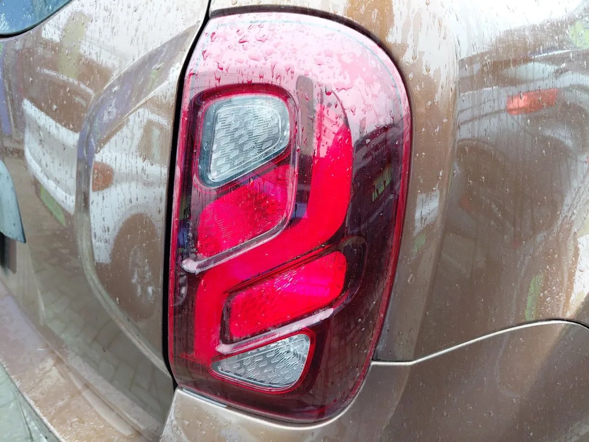 Renault Duster 1.6 Life 4x2 5mt 5p año 2019