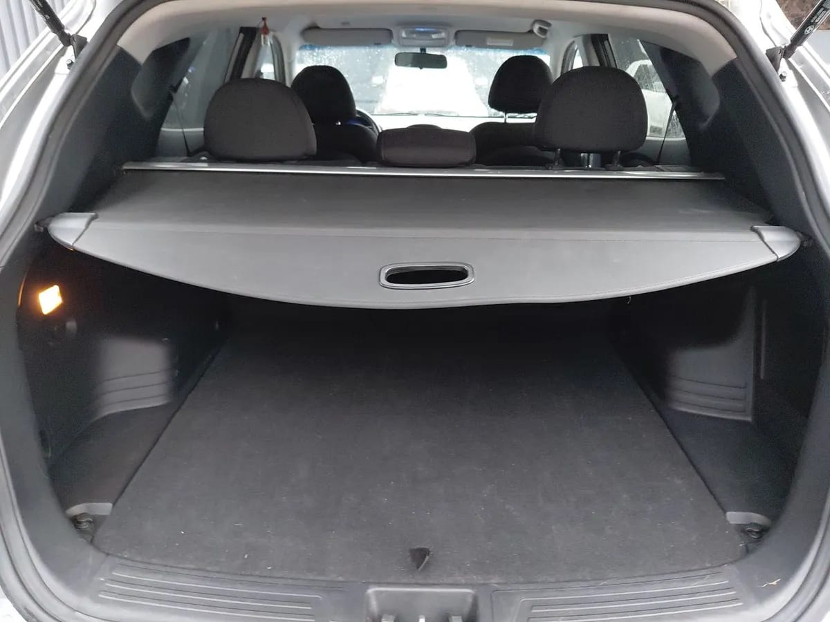 Hyundai Tucson 2.0 Gl 2wd Lm Pe Ac 2ab At 5p año 2016