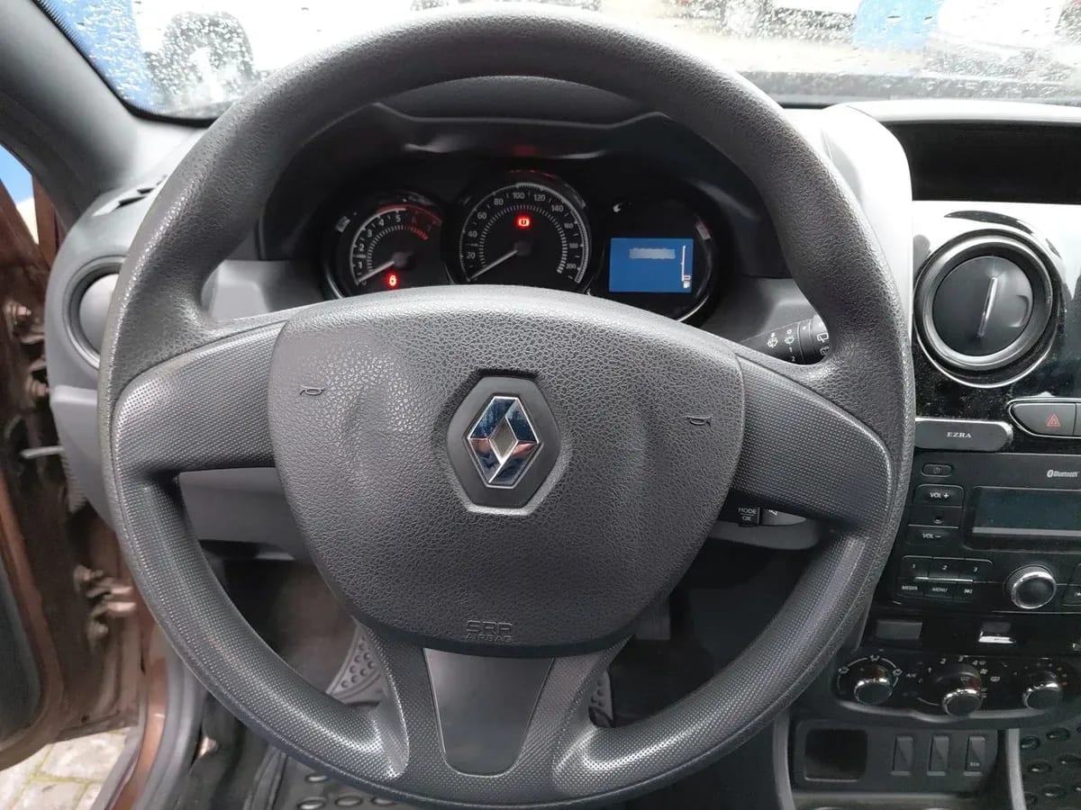 Renault Duster 1.6 Life 4x2 5mt 5p año 2019
