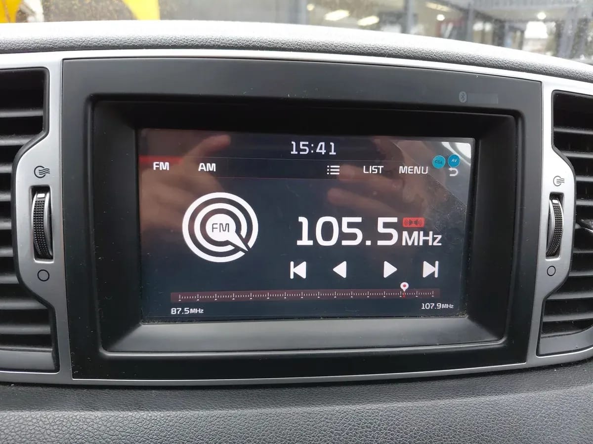 Kia Sportage 2.0 Lx 2wd Ac 6mt 5p año 2018