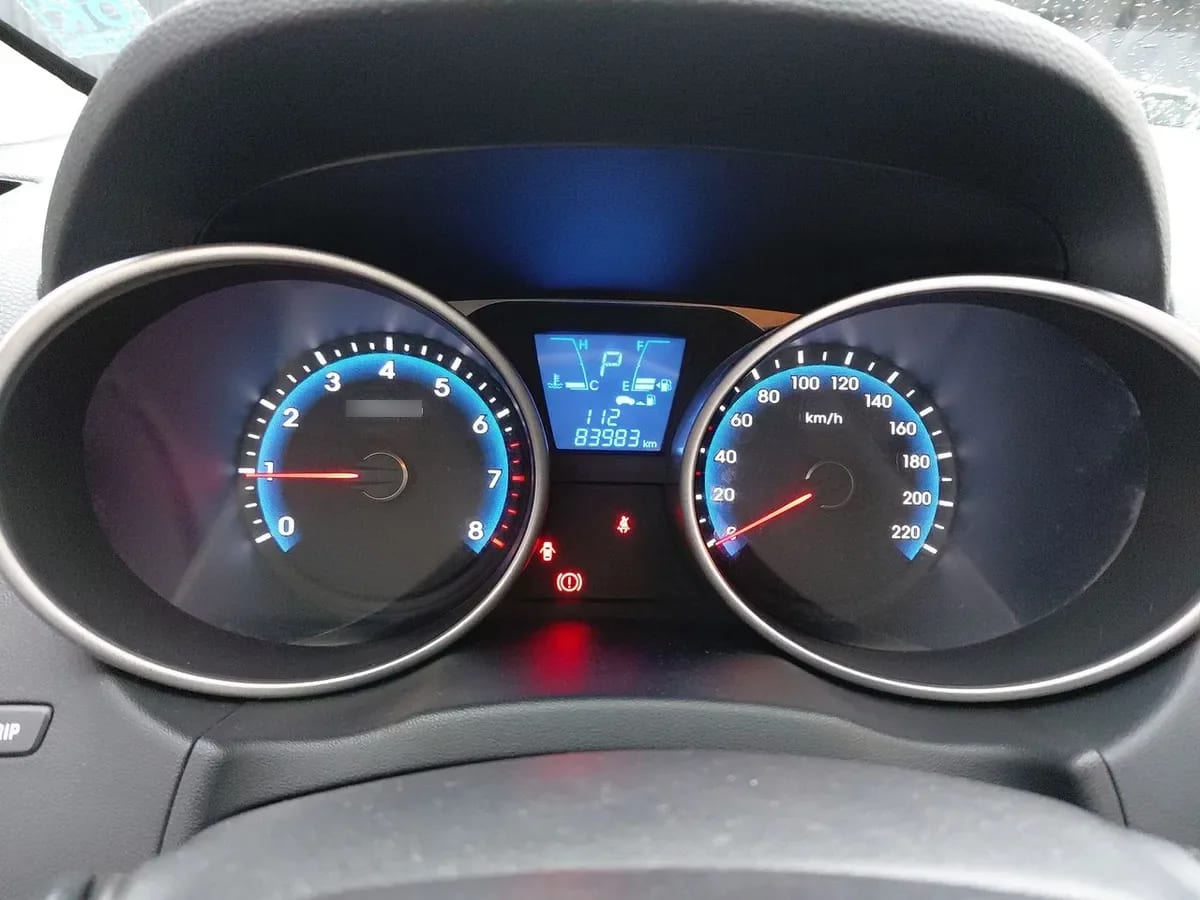Hyundai Tucson 2.0 Gl 2wd Lm Pe Ac 2ab At 5p año 2016