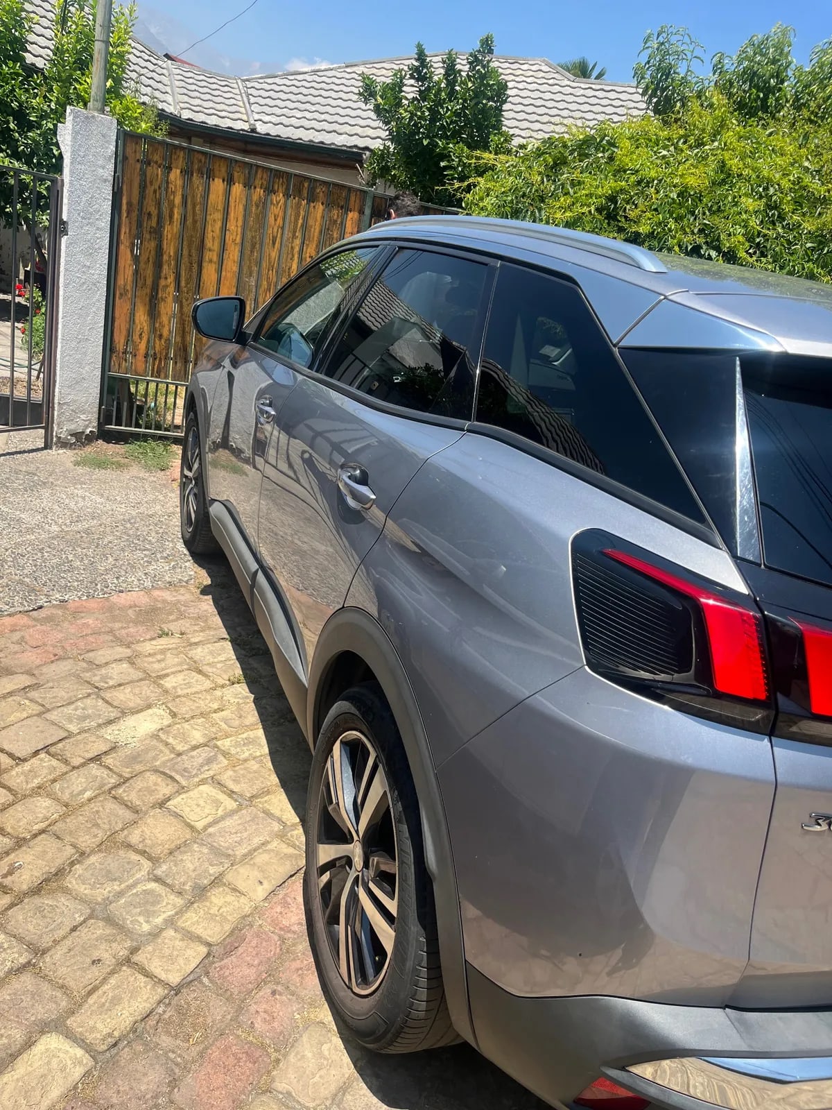 PEUGEOT 3008 1.6 Allure Thp 165 At año 2020