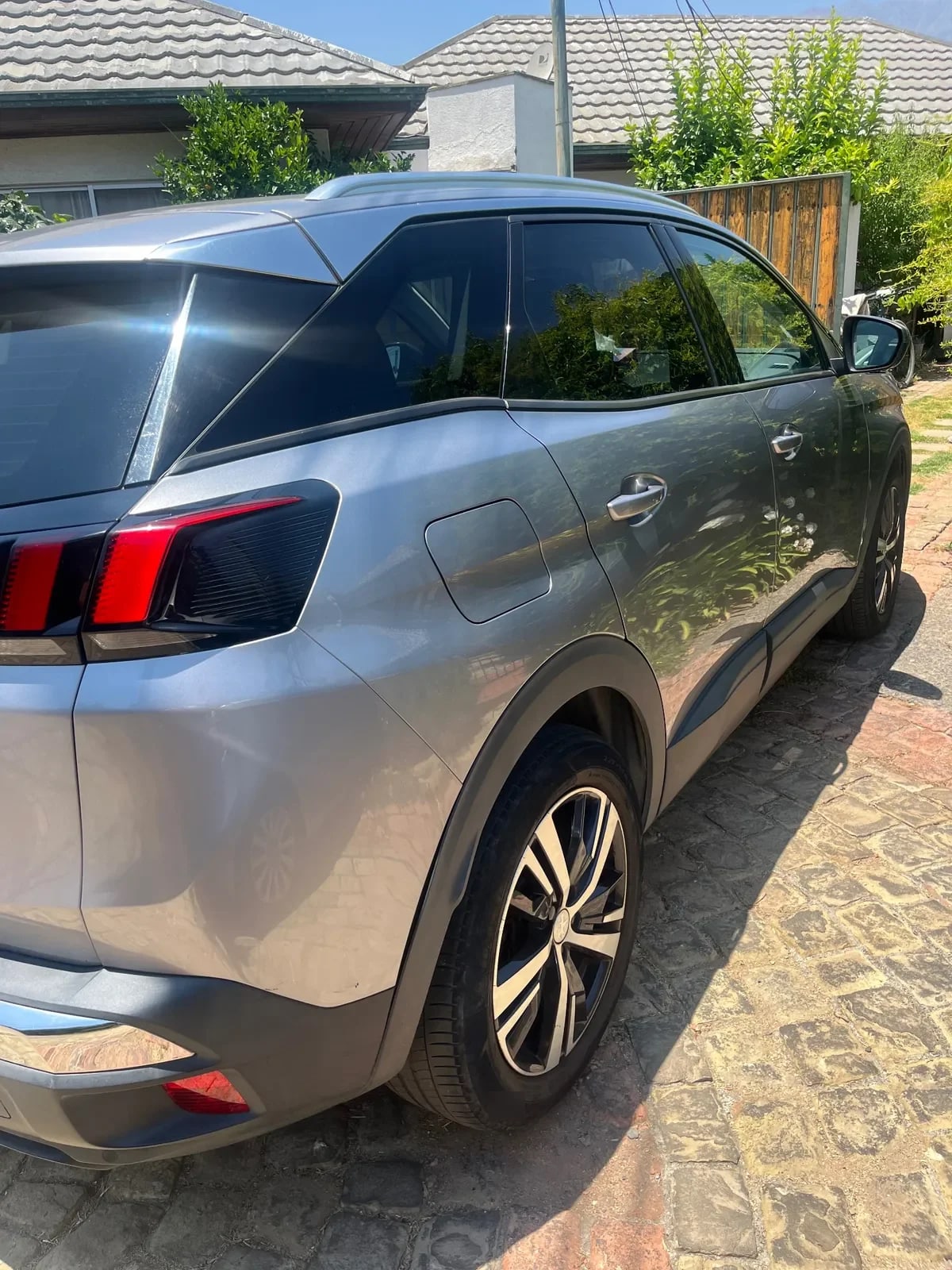 PEUGEOT 3008 1.6 Allure Thp 165 At año 2020