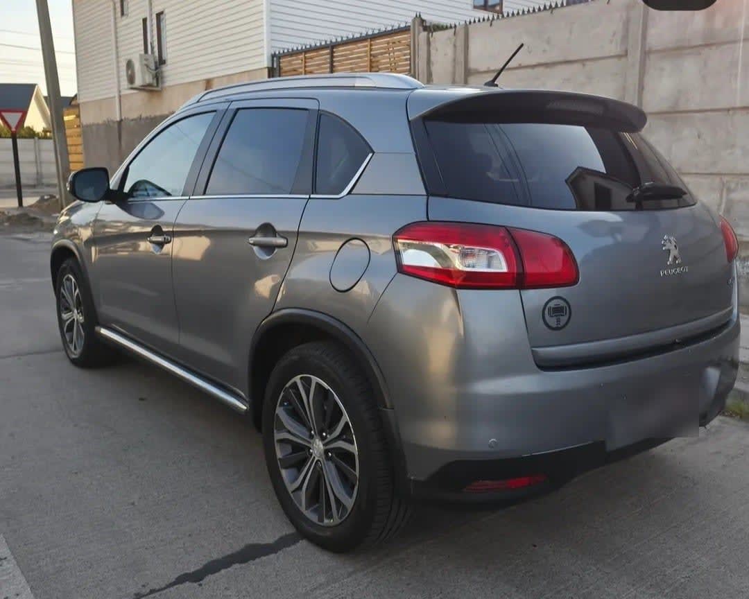 PEUGEOT 4008 2.0 Feline 150hp At 4x4 año 2016