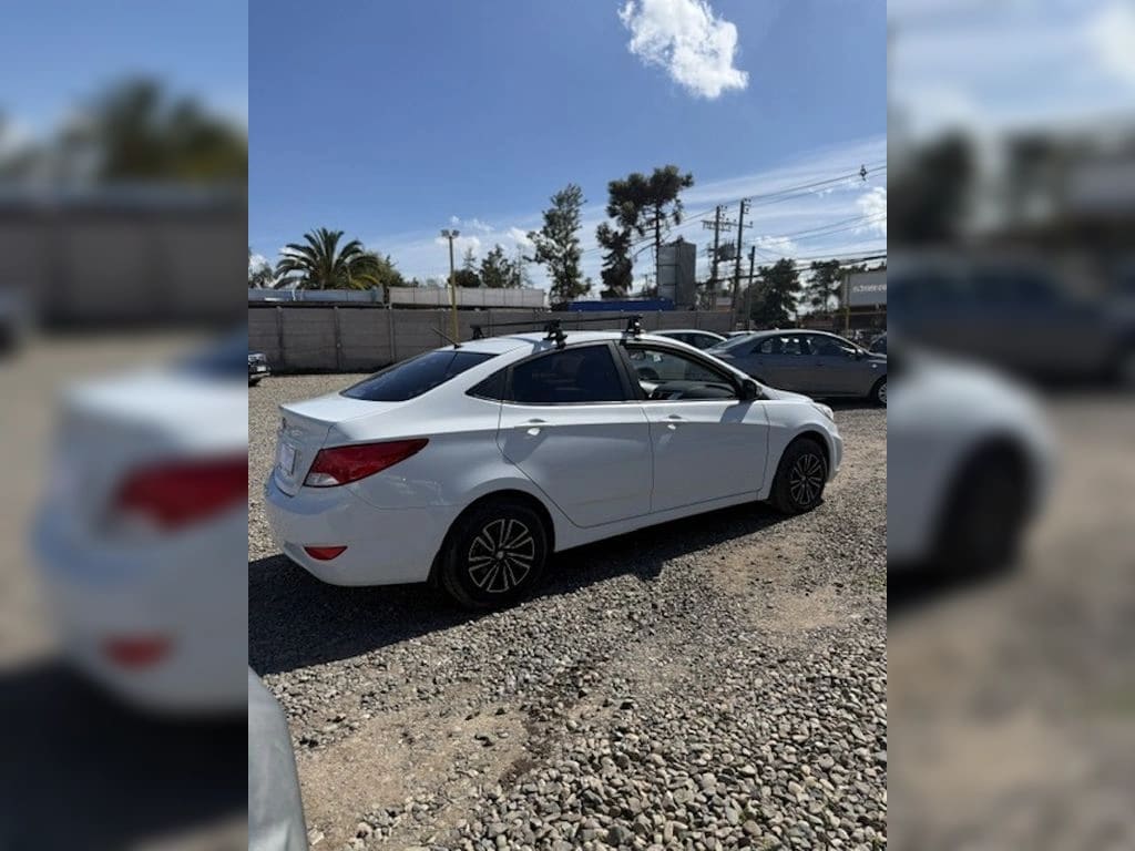 Hyundai Accent 1.4 Gl año 2020