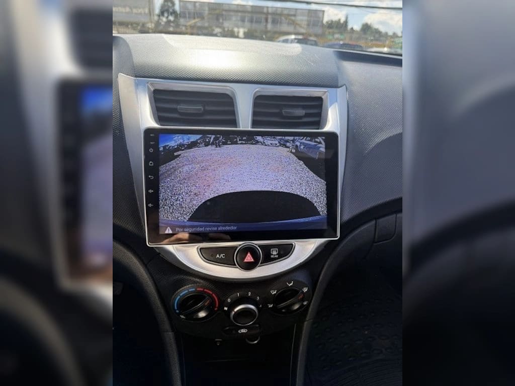 Hyundai Accent 1.4 Gl año 2020