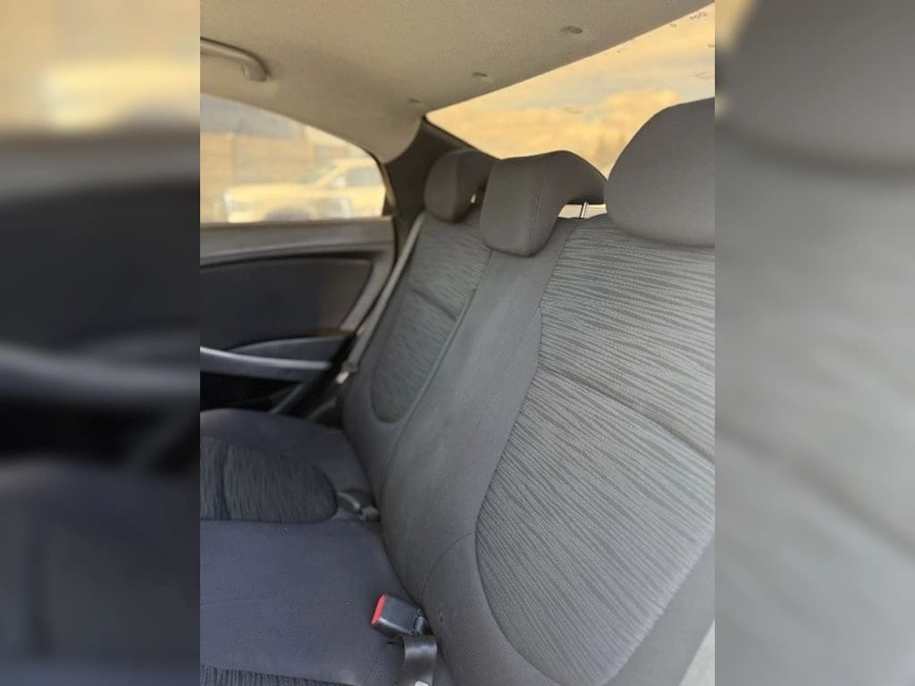 Hyundai Accent 1.4 Gl año 2020