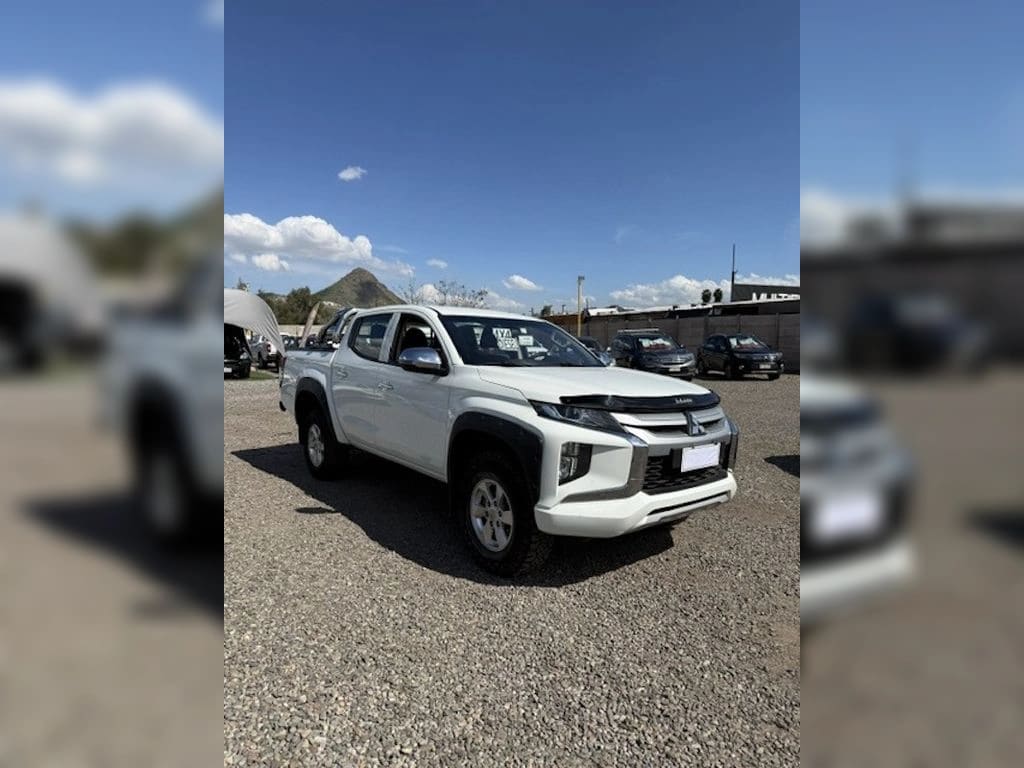 Mitsubishi L200 2.4 Katana año 2023