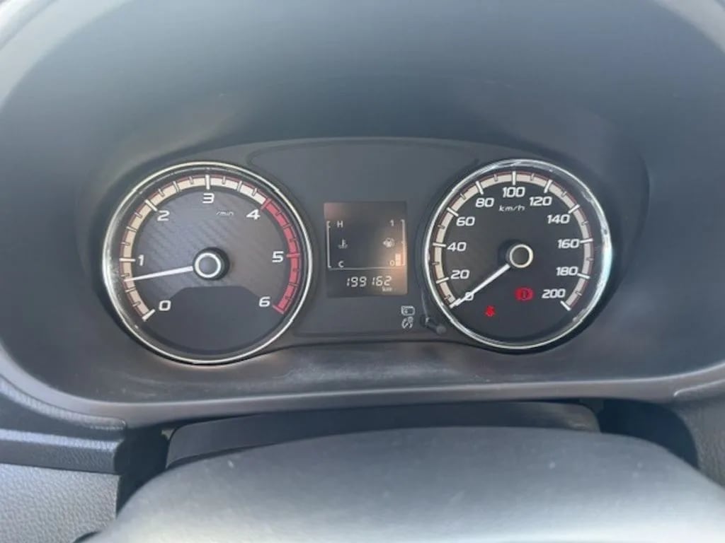 Mitsubishi L200 2.4 Katana año 2023