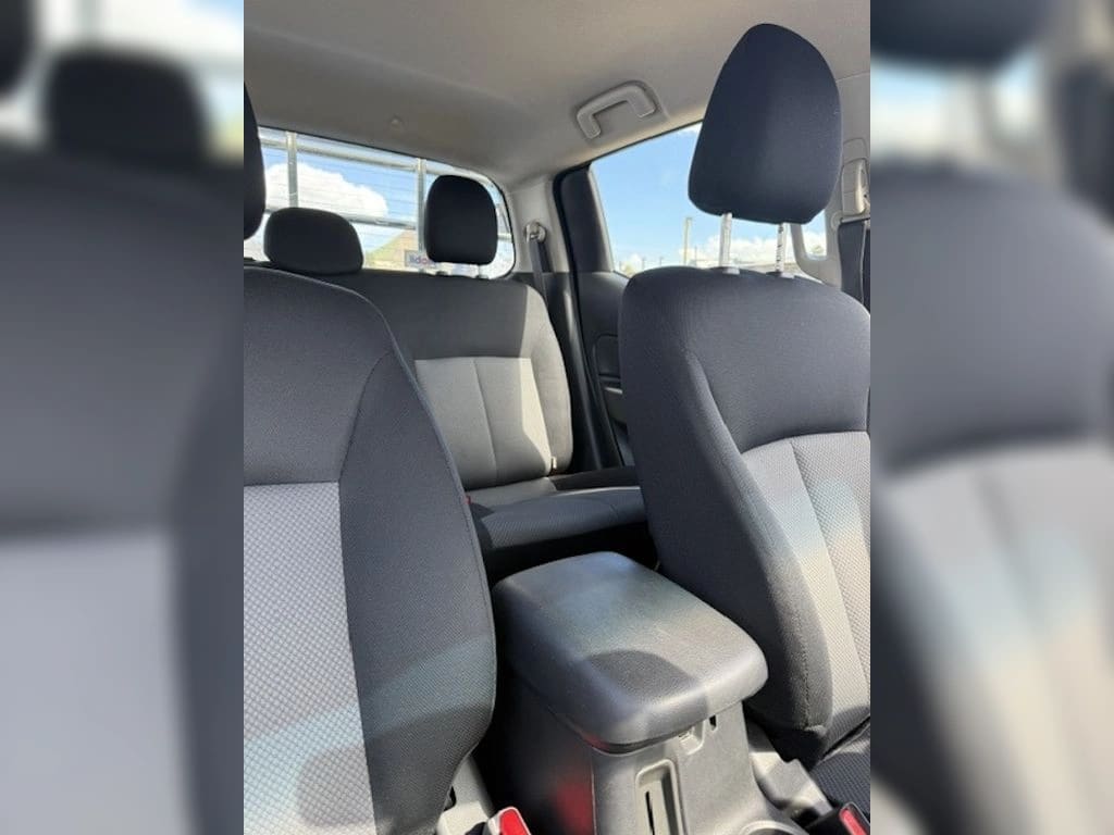 Mitsubishi L200 2.4 Katana año 2023