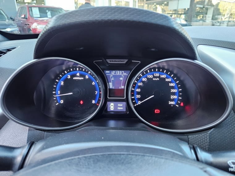 Hyundai Veloster 1.6 Fs 4dr Gls Full Mt año 2016