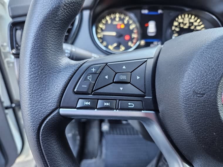 Nissan X-Trail 2.5 Sense At año 2022