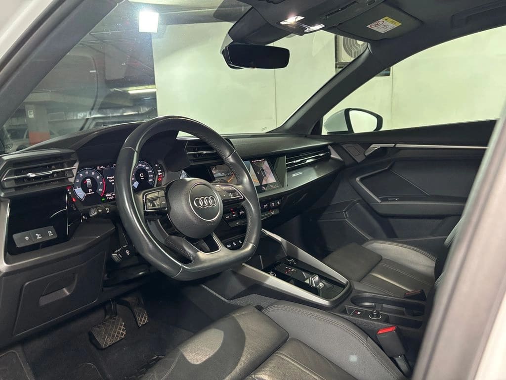 Audi A3 Sportback 35 Tfsi Sport año 2023
