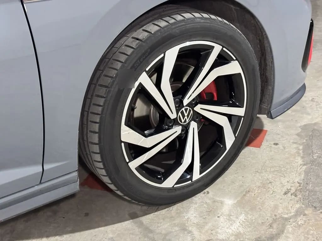 Volkswagen Jetta Gli 4x2 2.0 Aut año 2024