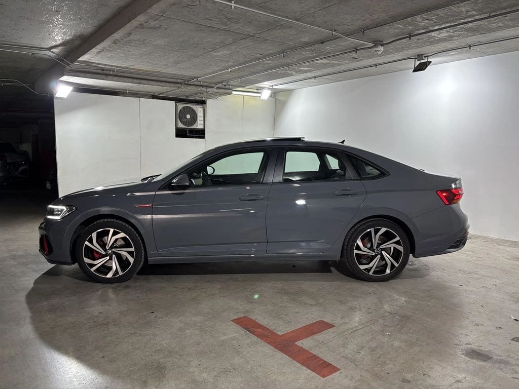 Volkswagen Jetta Gli 4x2 2.0 Aut año 2024