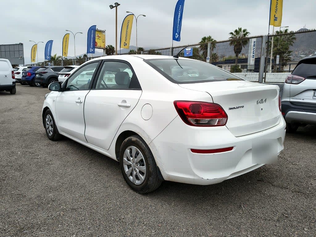 Kia Soluto Soluto 1.4 Gasolina 4x2 T/m año 2023