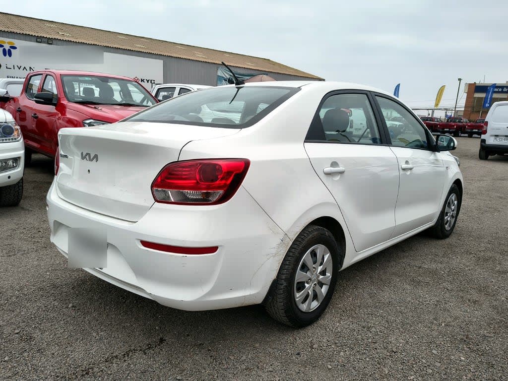 Kia Soluto Soluto 1.4 Gasolina 4x2 T/m año 2023