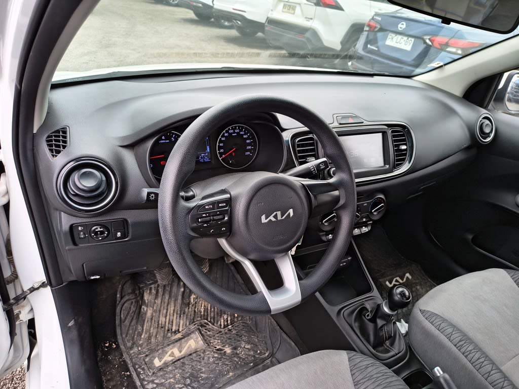 Kia Soluto Soluto 1.4 Gasolina 4x2 T/m año 2023