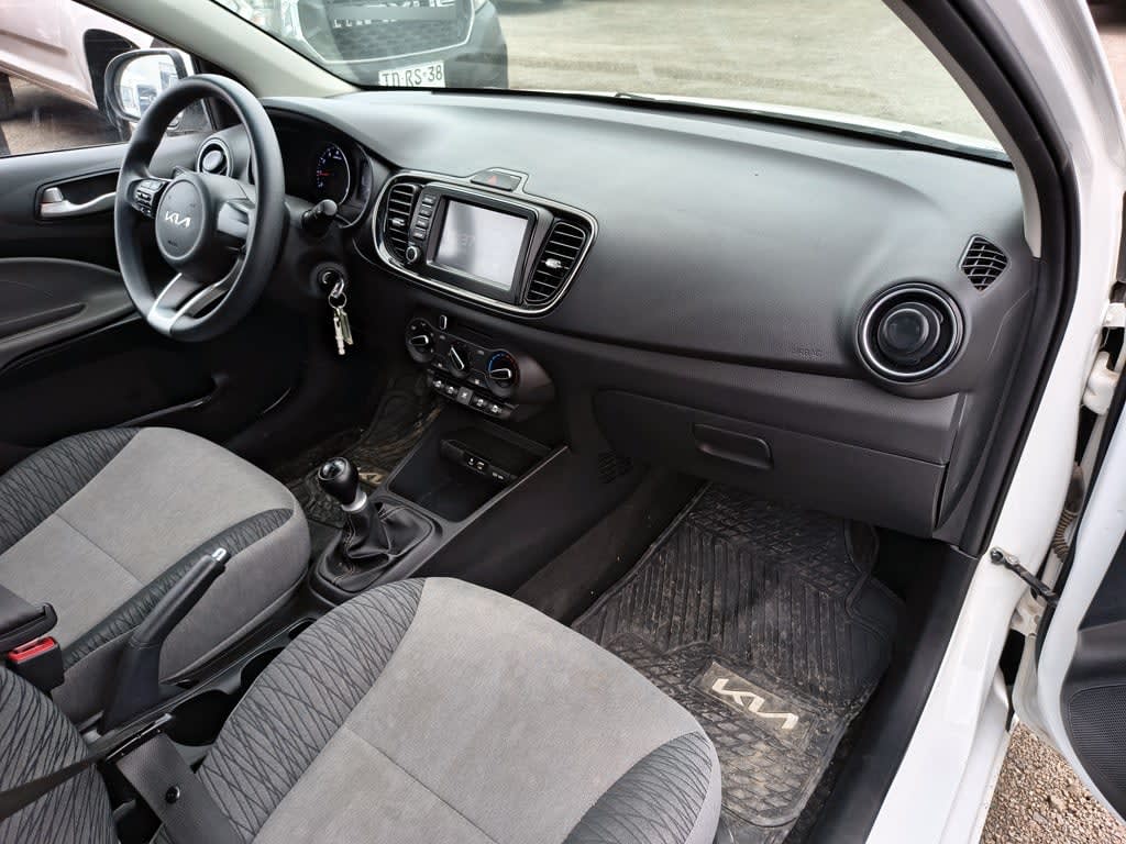 Kia Soluto Soluto 1.4 Gasolina 4x2 T/m año 2023