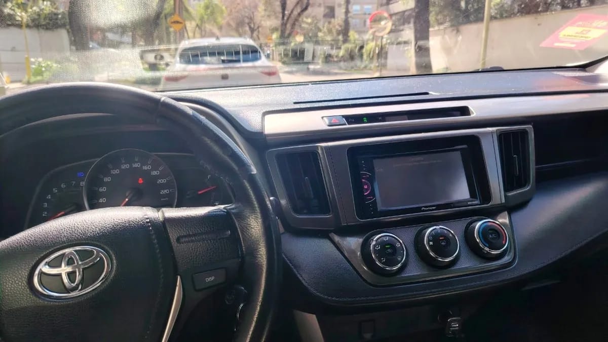 TOYOTA RAV4 2.5 Advantage Limited Bt At 4x2 año 2014