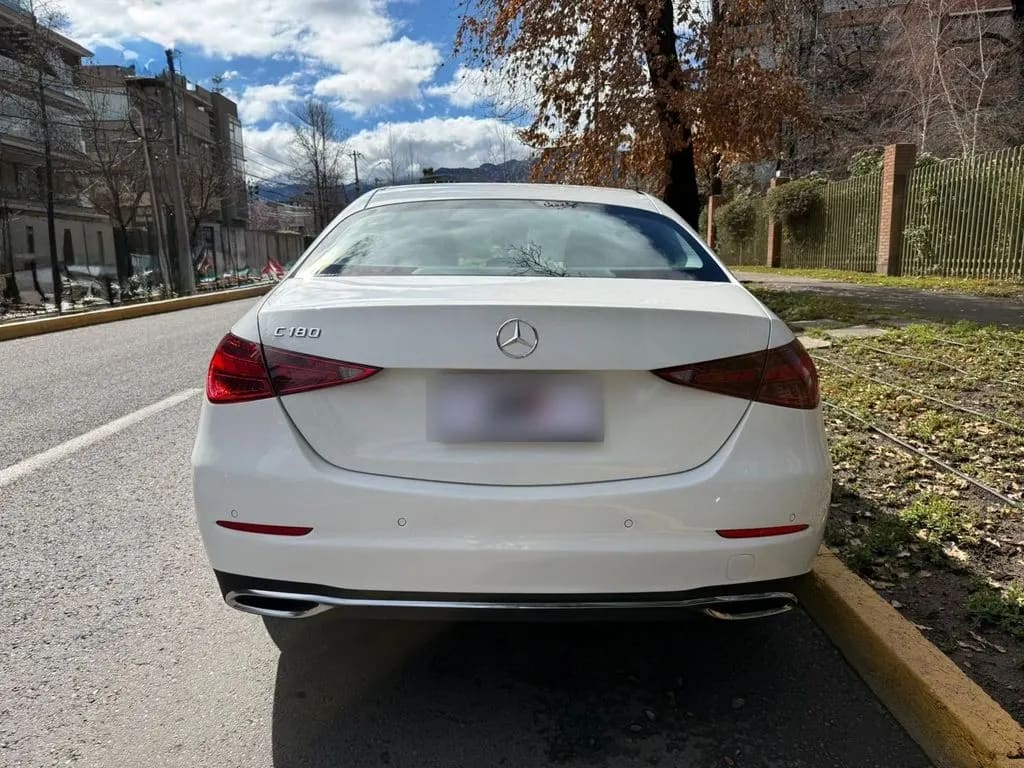 Mercedes-Benz C 180 1.6 4x2 At 4p año 2022